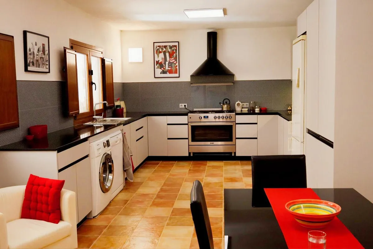 67d6f8dd-f330-46b6-a746-1f6d10f343f1