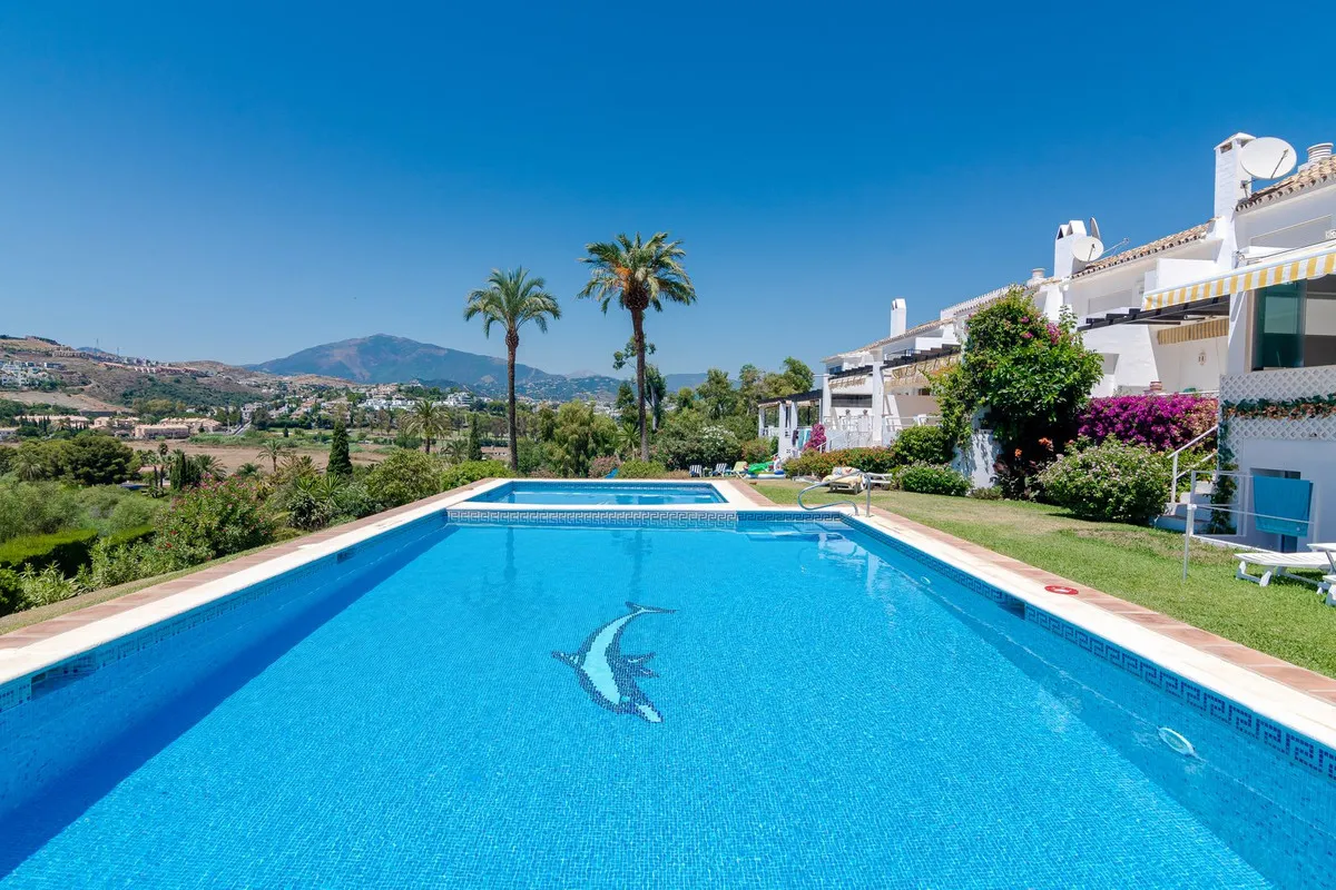 702f313e-8057-4cfc-90a2-17e4e44ce8b1