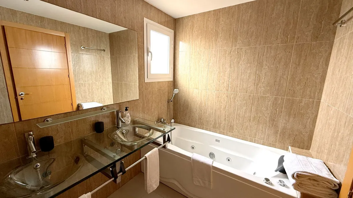 520acd72-bb6d-4e2f-96f3-1a10f3f94cc9