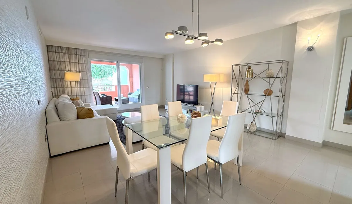 72a8adb9-970c-4d47-b3bc-696c9fccf3ac