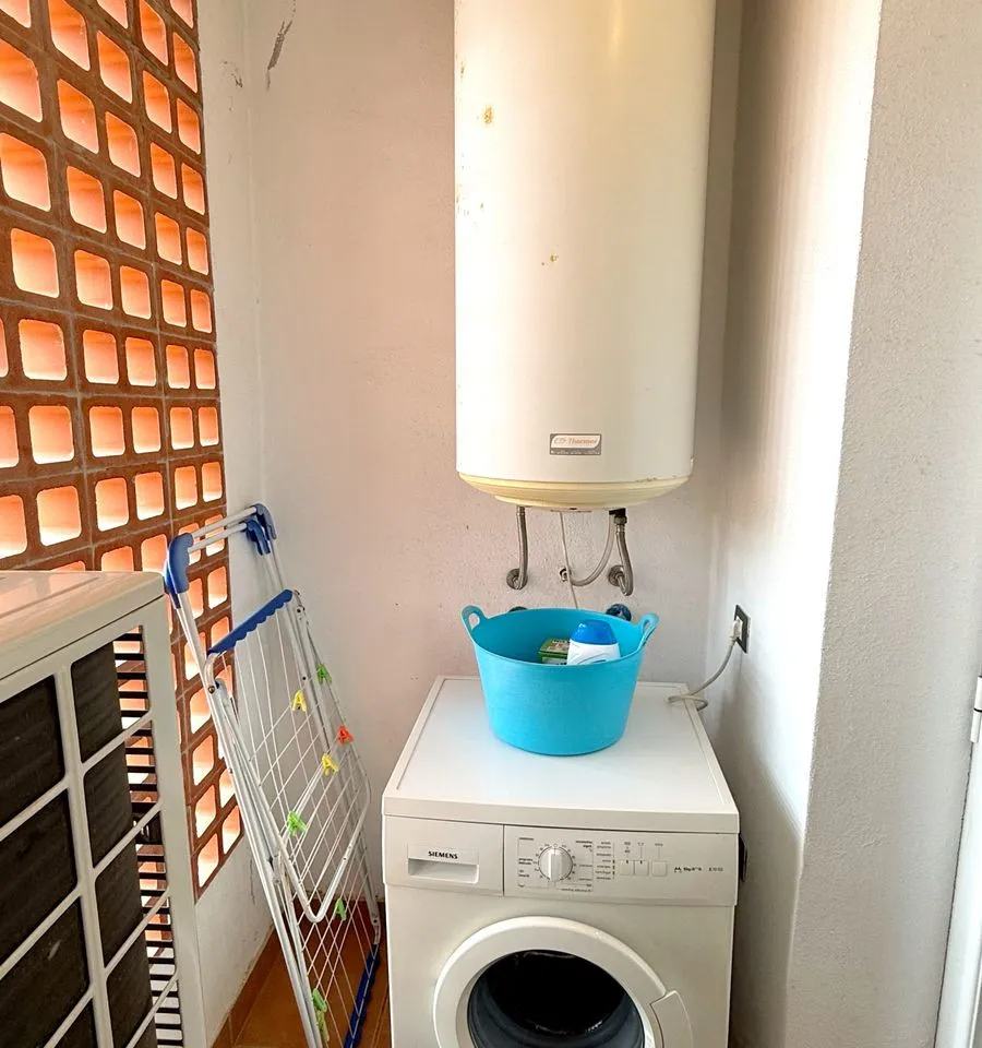 a58eba08-bfed-4f75-abb1-18b2e8d61000