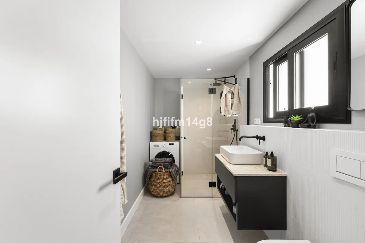 5746b061-d867-42fc-b01e-c992f8b1a34c