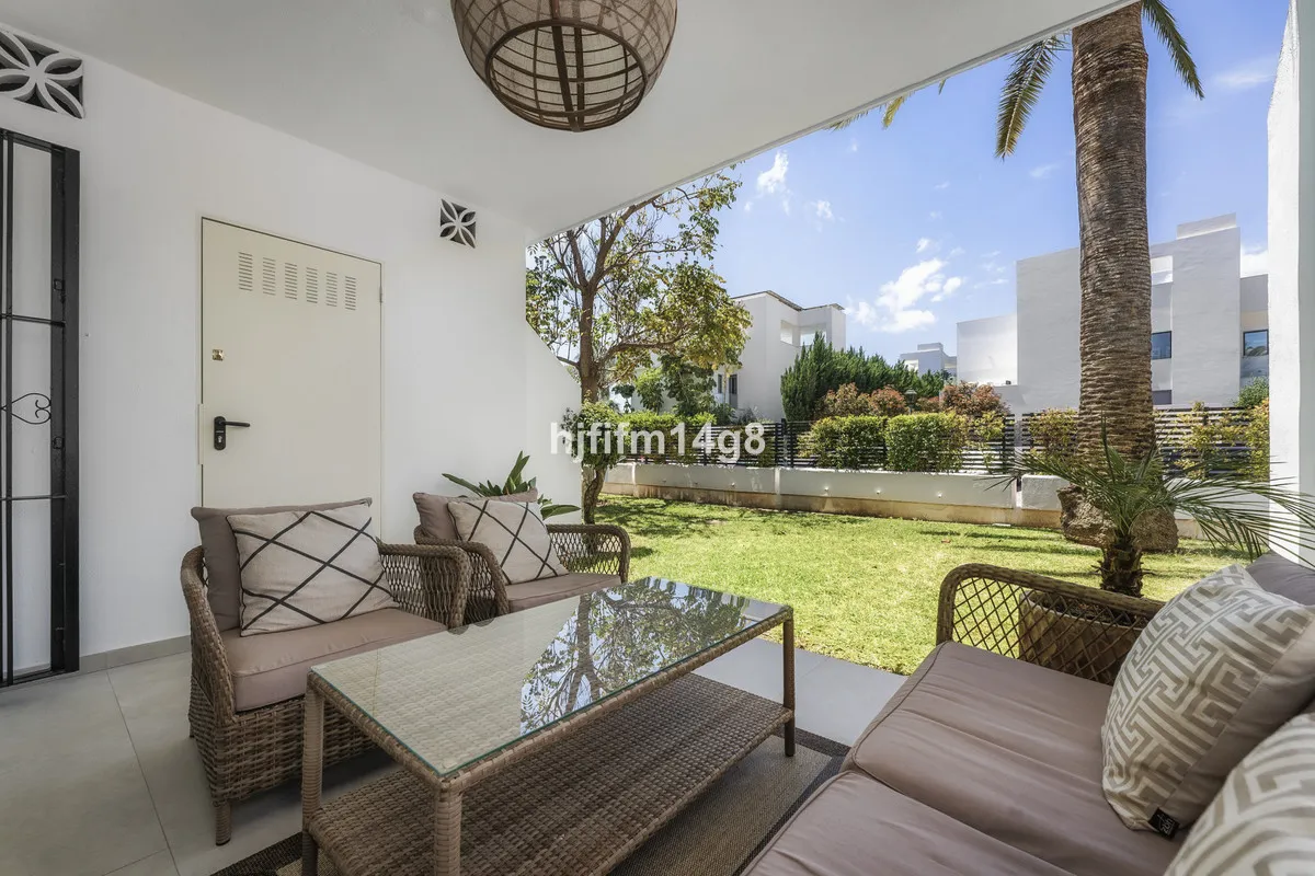 e7449930-10cc-4369-83b9-e09a7141749e