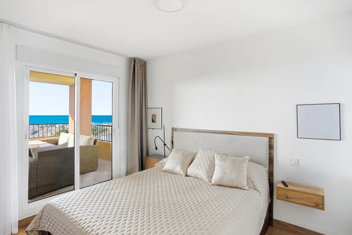 6b552374-5620-463d-9b04-f1e8e1d58d25