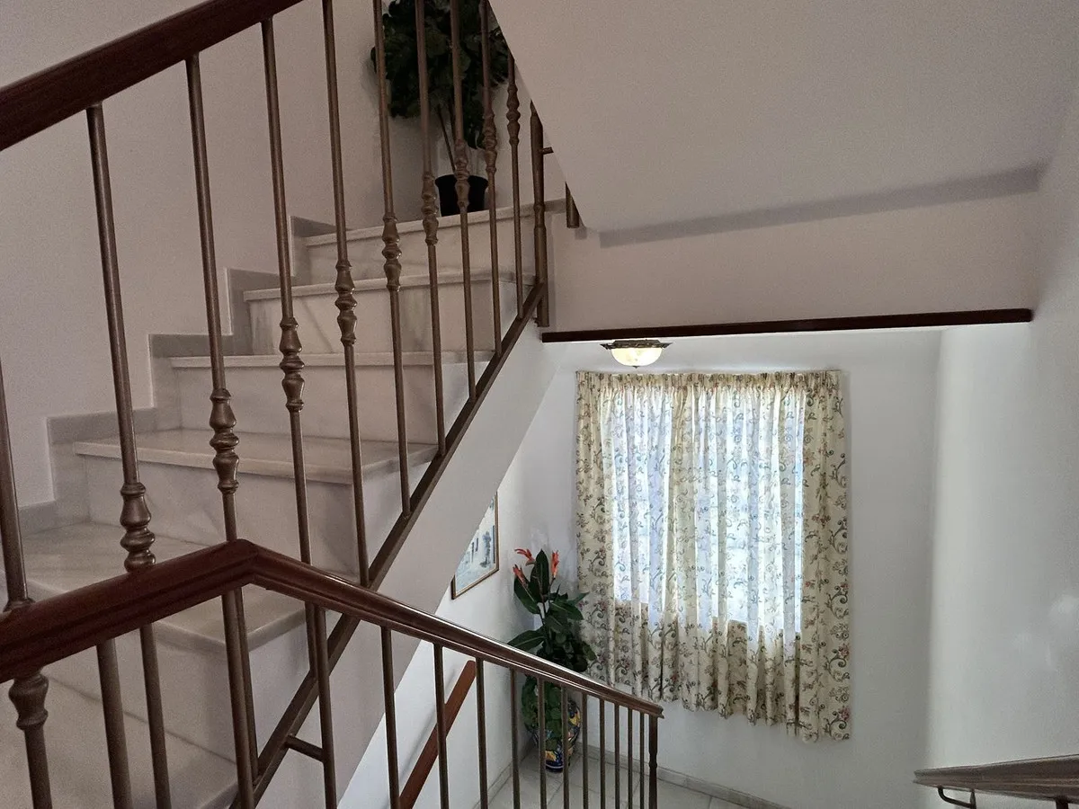 04f813bd-e6e3-4f9e-9d9a-c6d6f9a29938