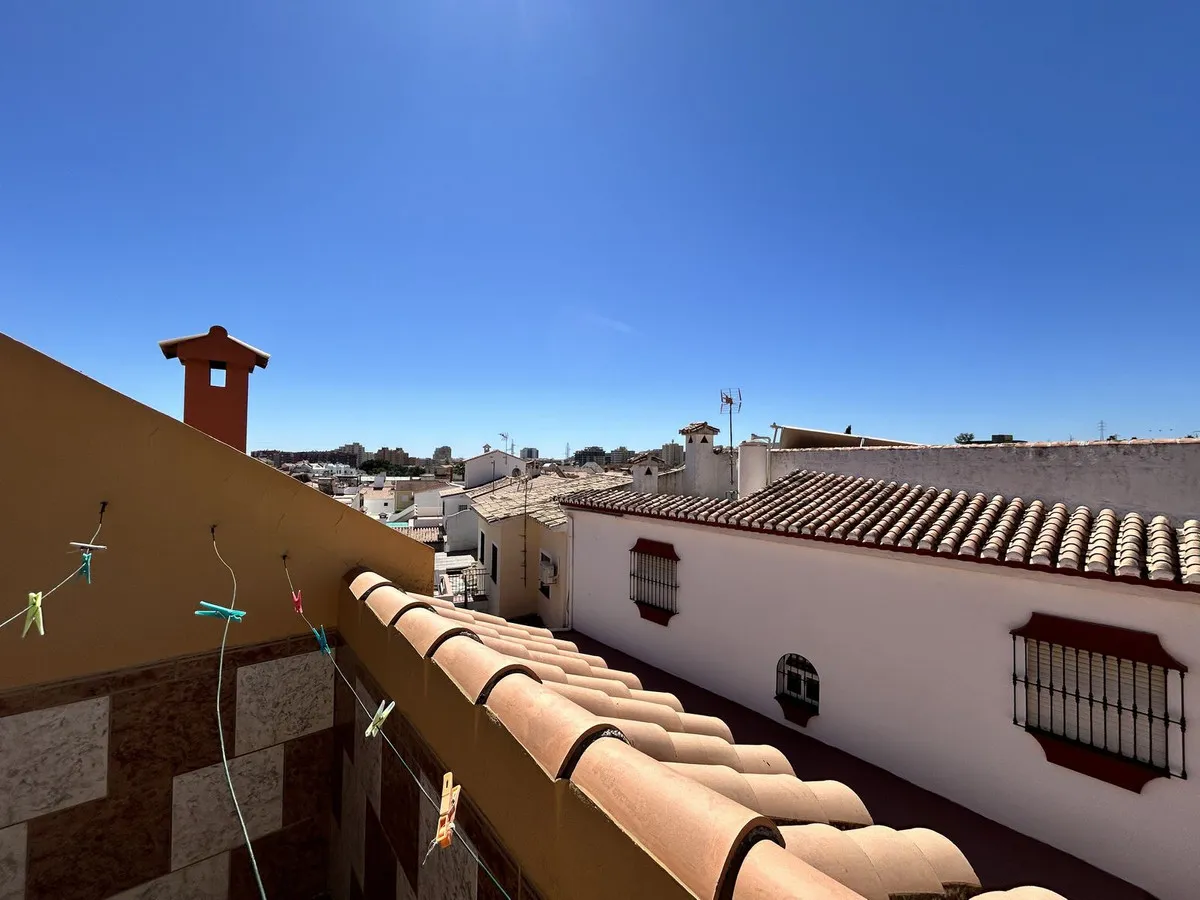 20d10aea-4faa-47c9-9583-9992648aa002