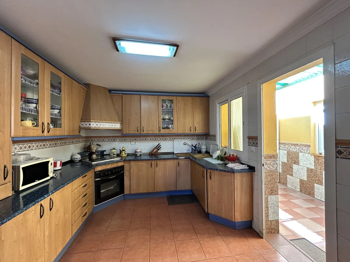 5cb9e141-8636-44cd-b1f2-18bc1bcc49ef