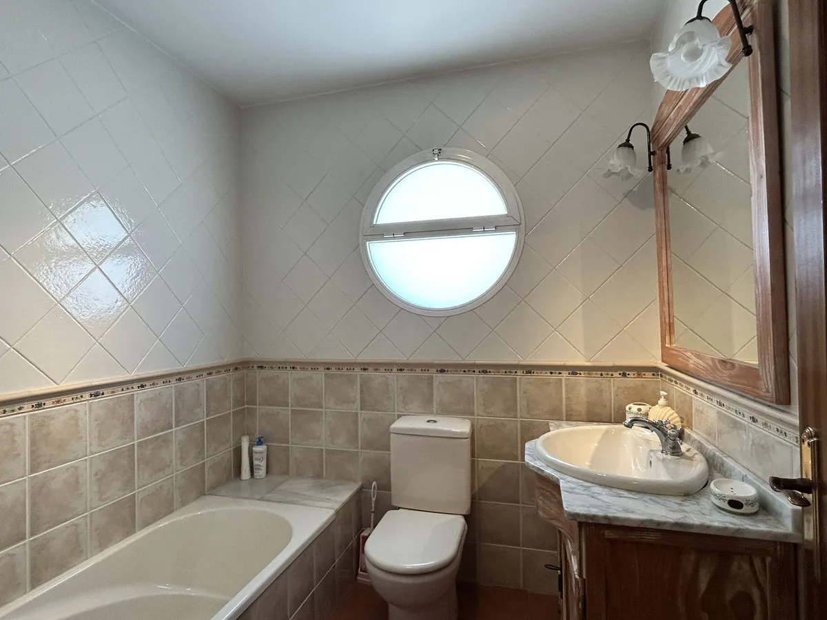 e35d0a20-d83e-48a3-ba71-6faeda1305c8