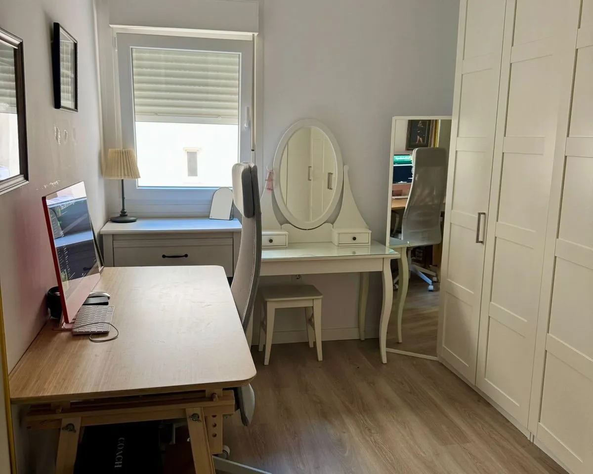 50d8af9e-9e55-4252-b95b-90ac842c73f6