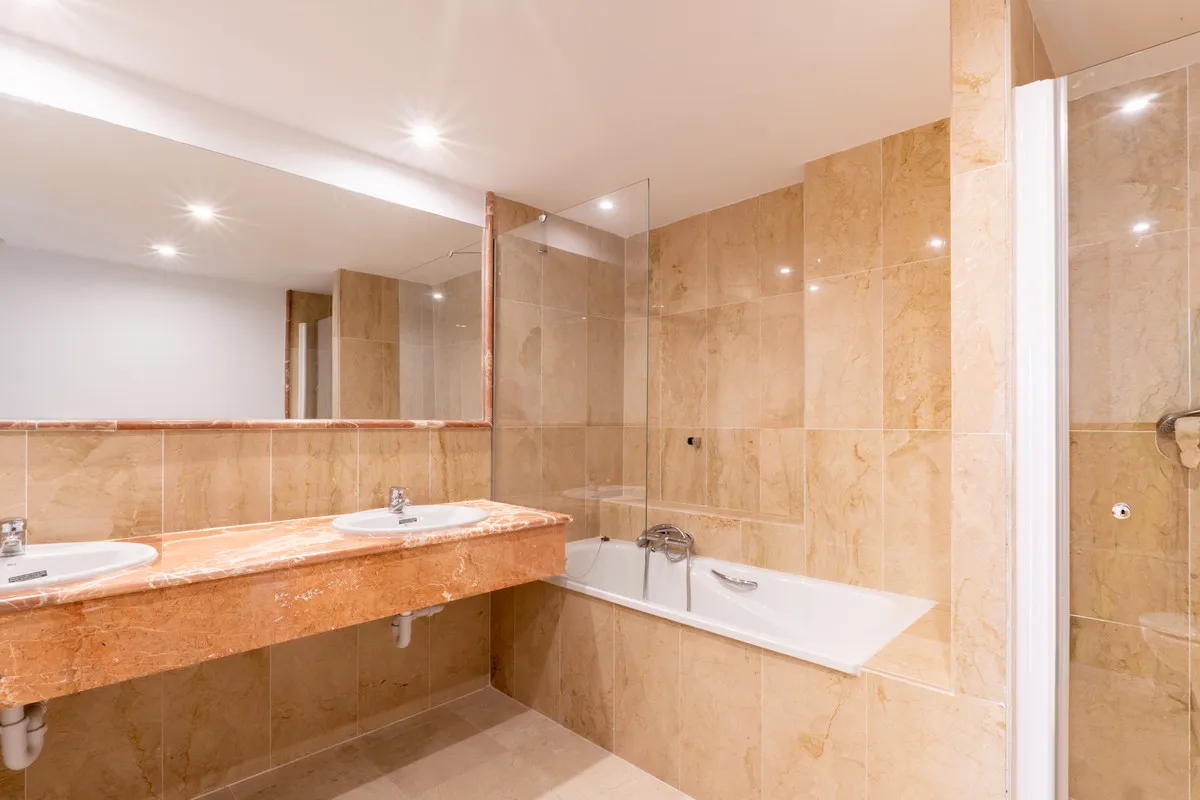 0474dcb8-507c-4375-bc90-f6f3ea4014a6