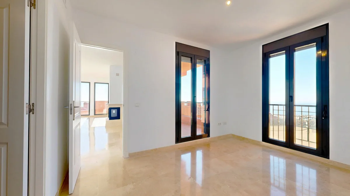 2d1a6591-d0af-479b-a97e-e7190e177e37