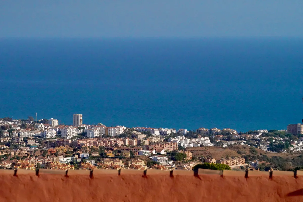 340c4cce-5ea0-4edf-9bd7-25754b56232a