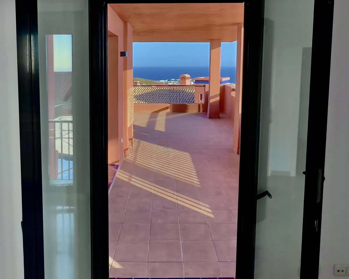 b6293377-e75a-4cb1-8d47-895250439edb