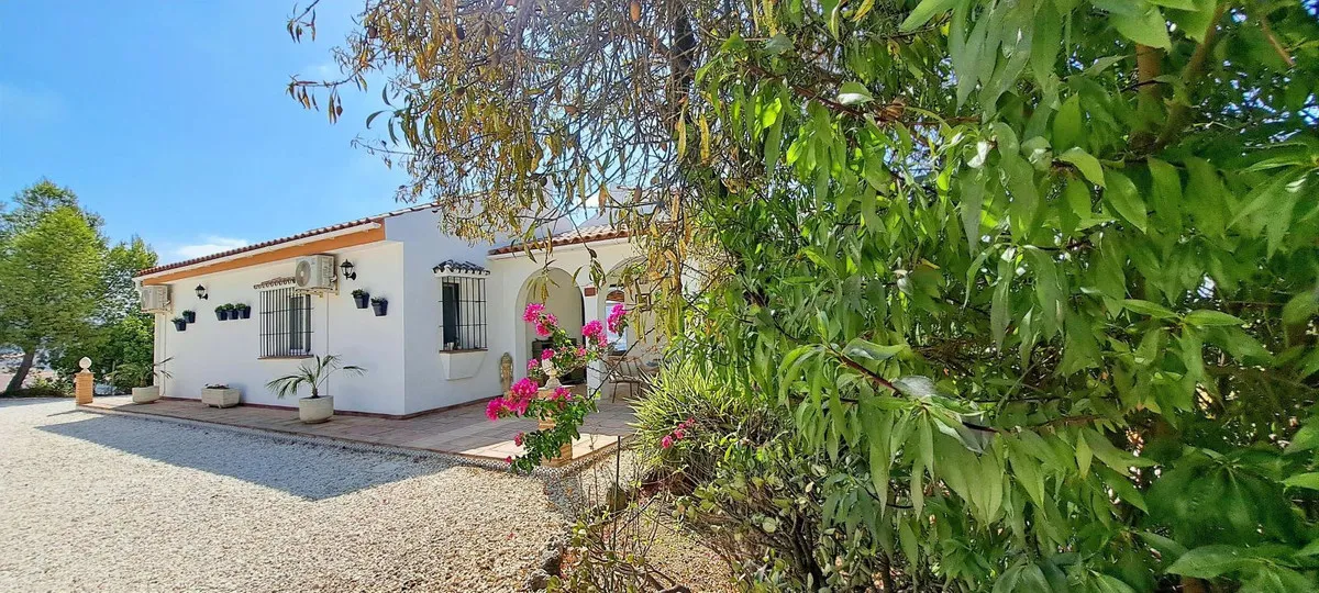 53eaf8db-15d3-495a-8e57-2864829fc9b2