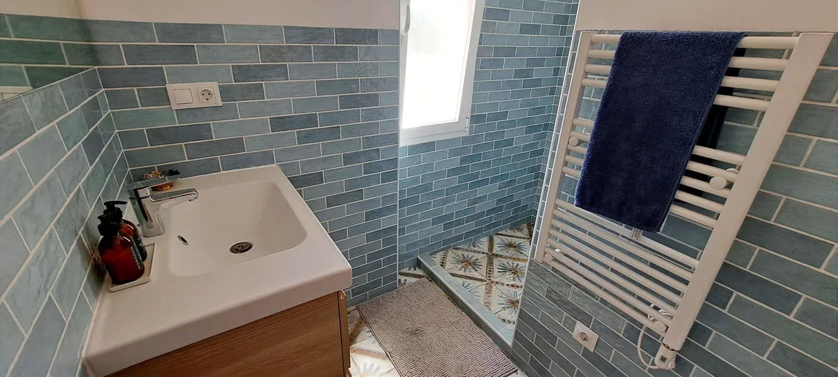 54ce735f-ea12-4c6e-82f3-1e2059e35e55