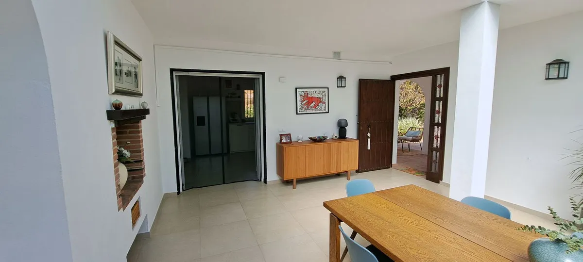 5501bd42-94b9-44c0-aaa5-03ffac2abb43