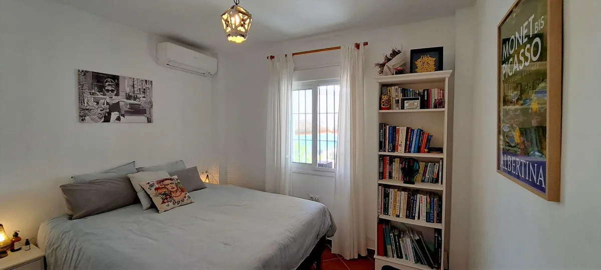 9982069e-d590-4840-a204-d95941bb2a22