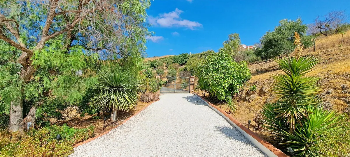 ed1fa827-b081-4c60-b3de-ec13079d0e23