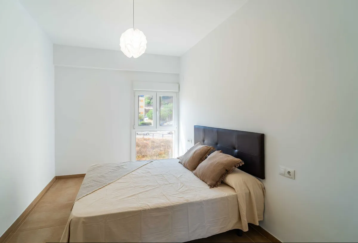 2dffef33-4f23-4e52-a4f0-7146678a6abf