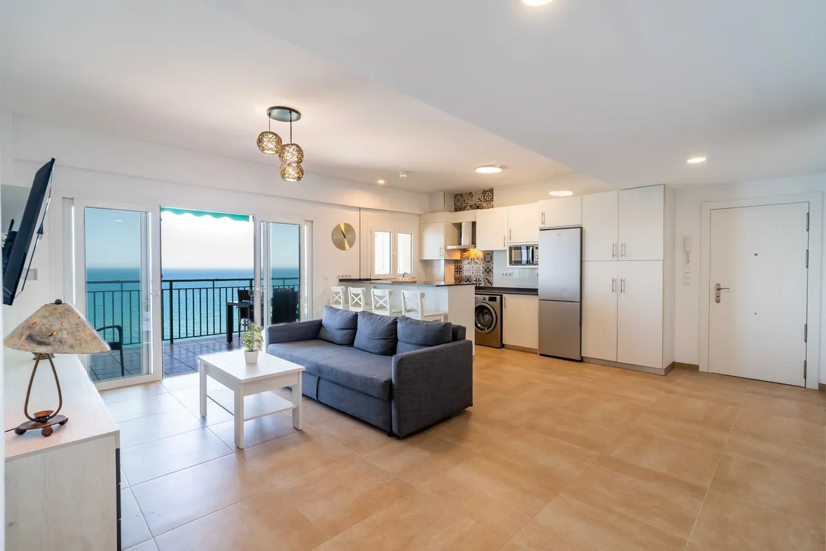 3b3e43d7-f64d-4375-9f48-c111d54d78d8