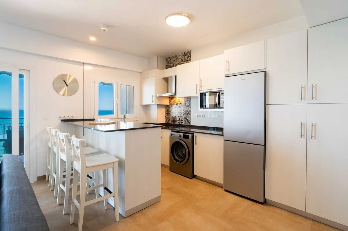 7a892f68-28e8-41a7-a6b9-efe473005756