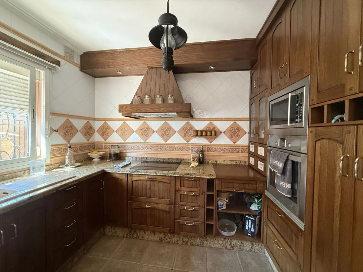 104bca8f-a06f-4dd2-9ba0-7f621a8d2b54