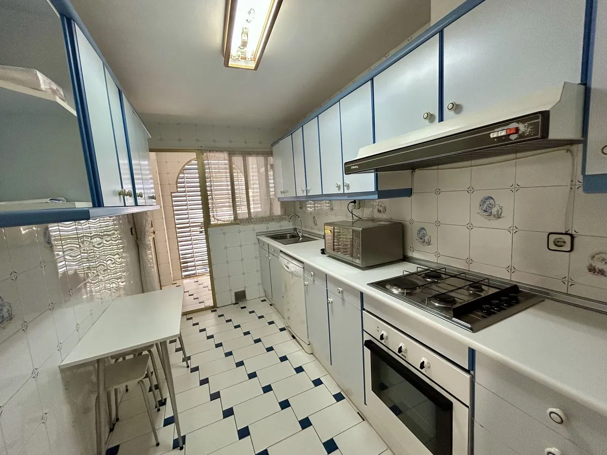 b0e1161e-415e-40db-a355-9576a9edc651