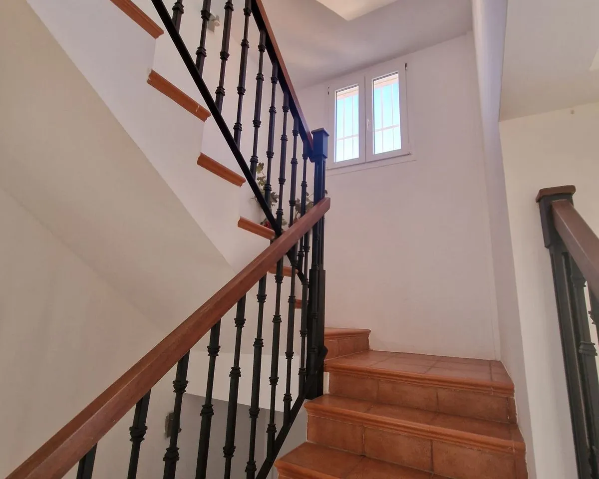 1eb93a8c-8e3f-47ad-84e6-da17f896b315