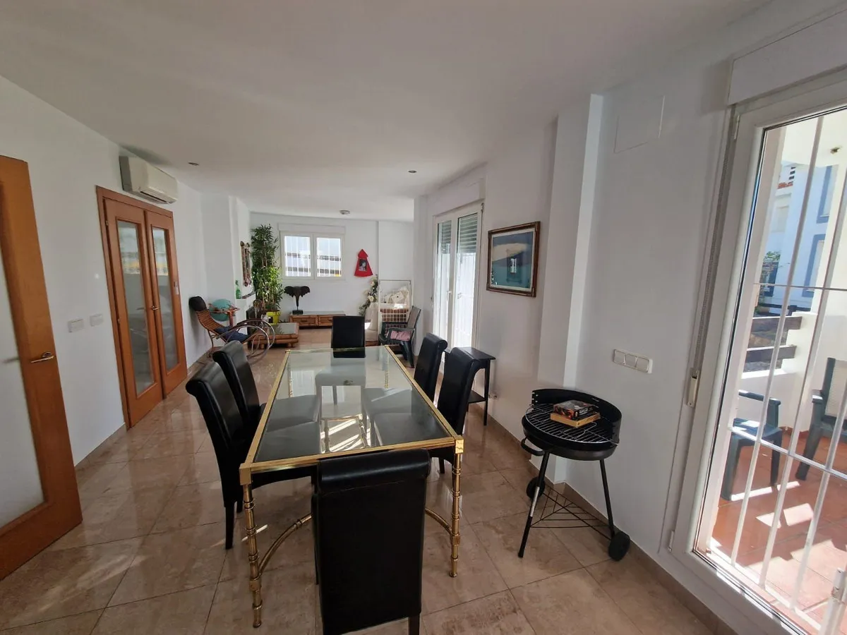 70e8cee1-0085-416e-8695-8c609cba3e07