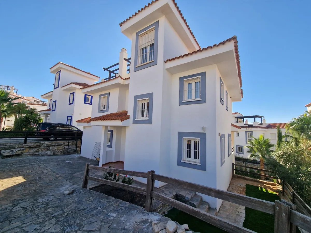 7d27ada8-2283-4956-813b-25fd4299ec2d