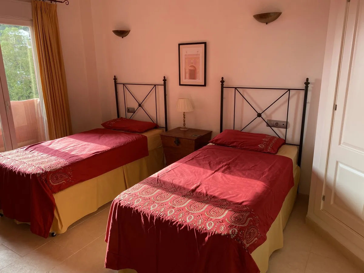 a46450bf-c4d0-42e8-abfa-49d4244a8515