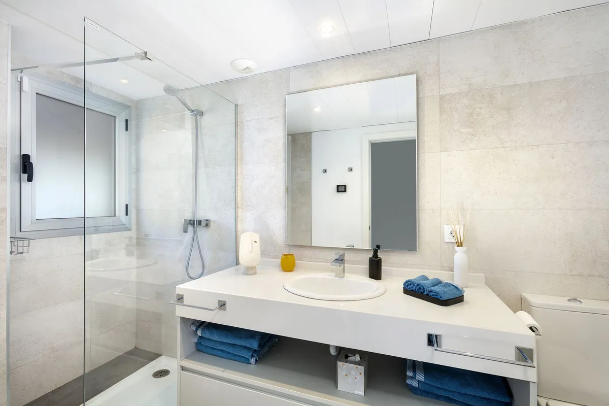 246b9a04-377d-4401-a26f-111b276611b2