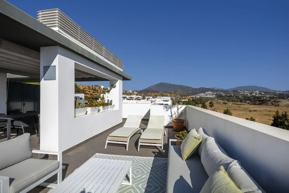 4bb81f89-782f-4336-8071-782696591308