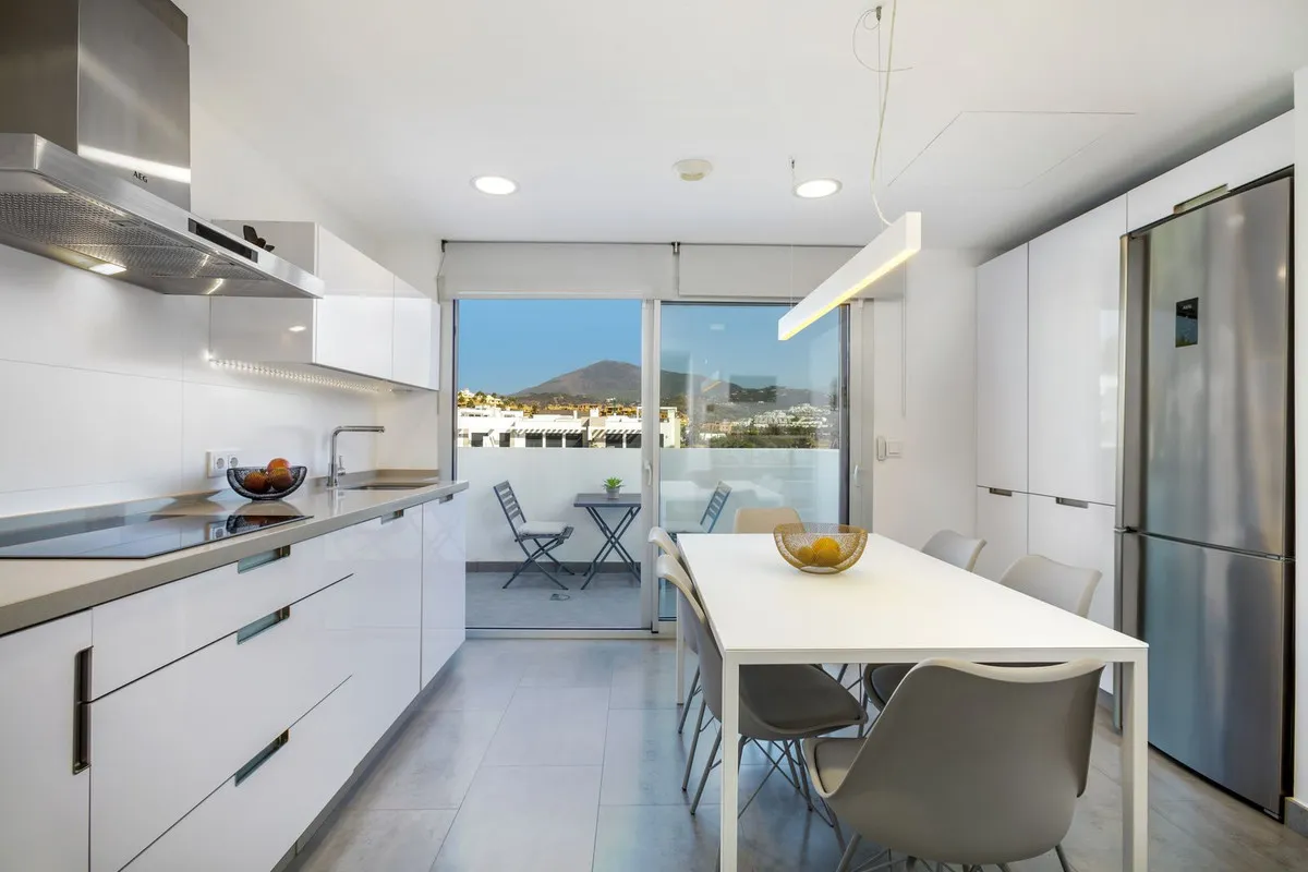 5a3b0de0-ad21-4566-9d96-0a17c3c70952