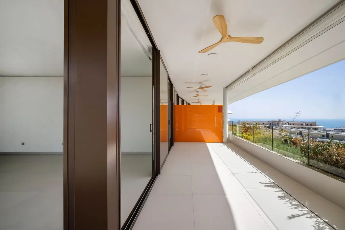 ce759b58-1735-4eb0-add4-9a14b5719e0c