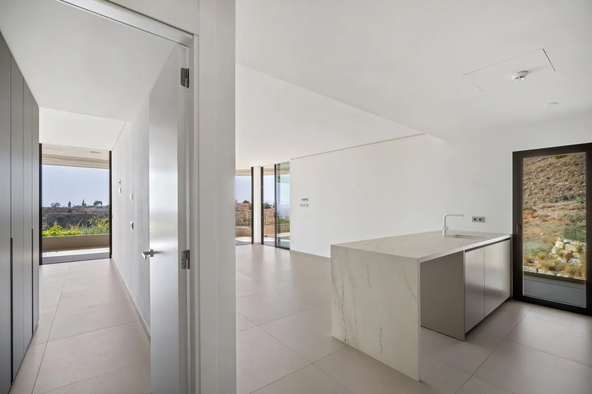 eeec649e-dfc1-4796-b1ab-03162b694bb0