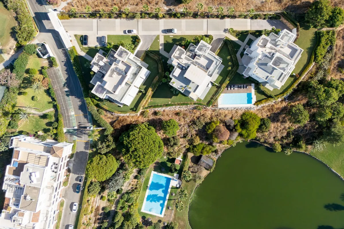 224e03b4-8671-428d-ab6e-a0331d68a4c0