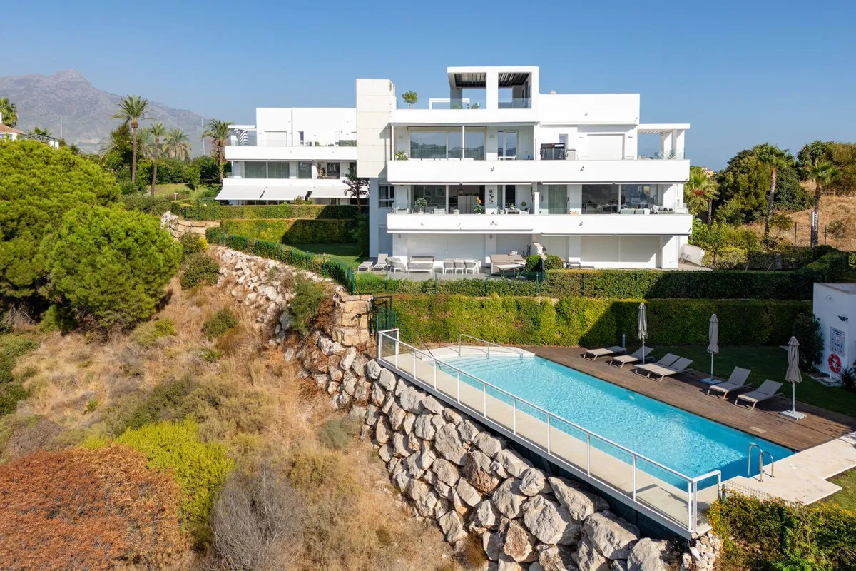 bf68938a-b304-46e0-9ebf-9d6d495e60fe