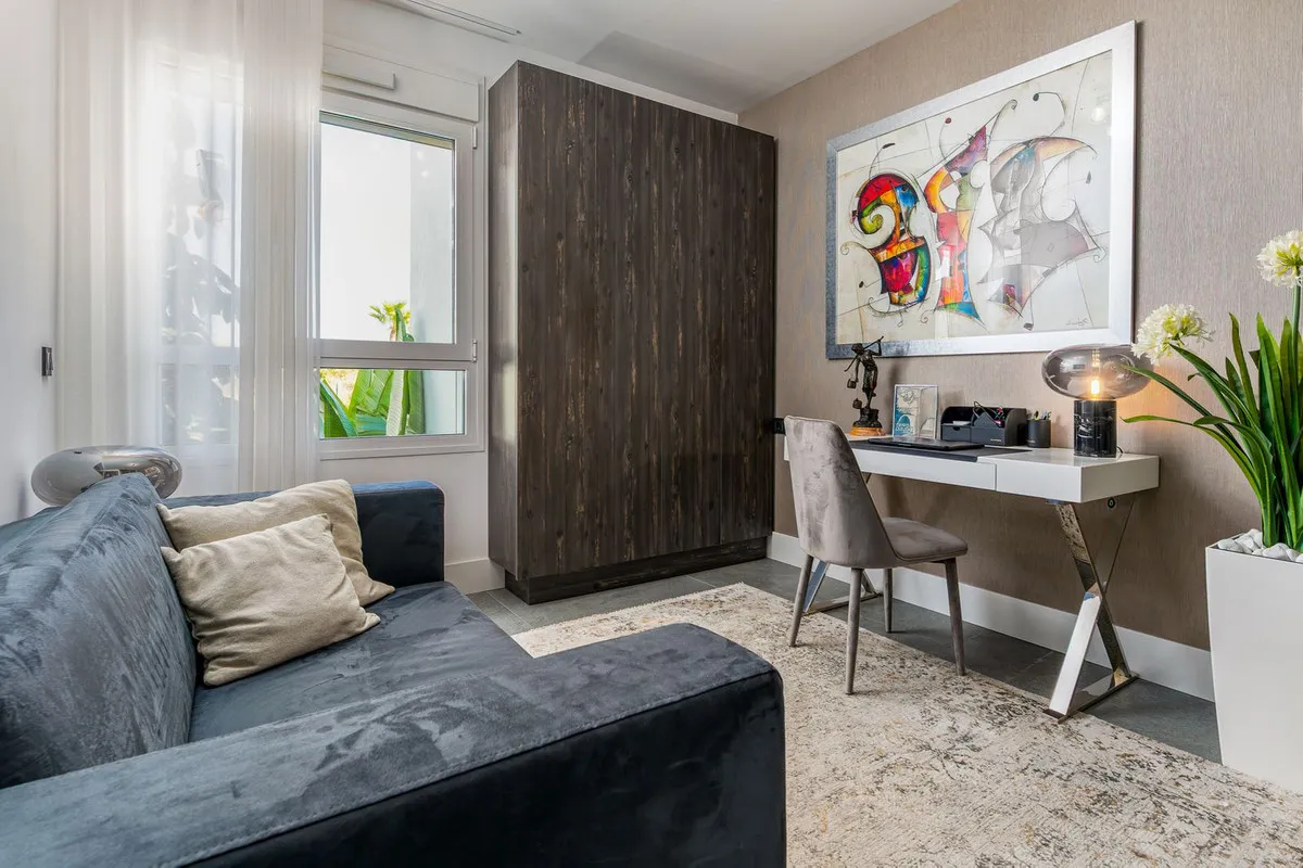 d833c9fe-1806-4de4-a635-d02f9a0a39a0