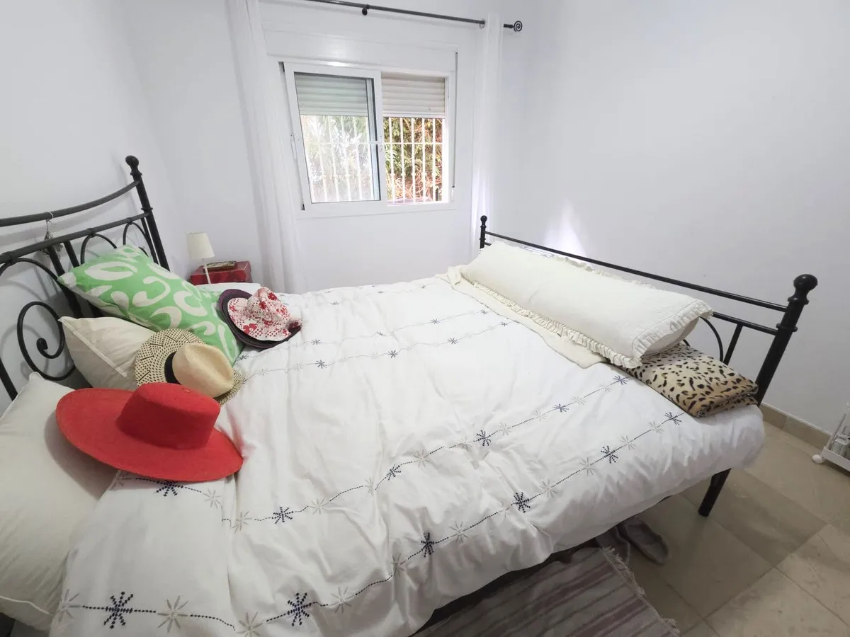 1005ee63-9e85-4388-9a39-507fd9fb405a