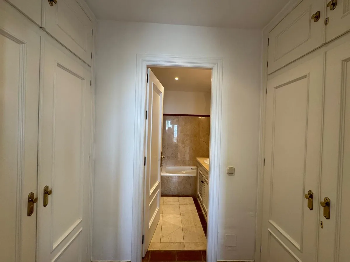 19268fa8-1d44-4268-b914-9d8238f59d8f