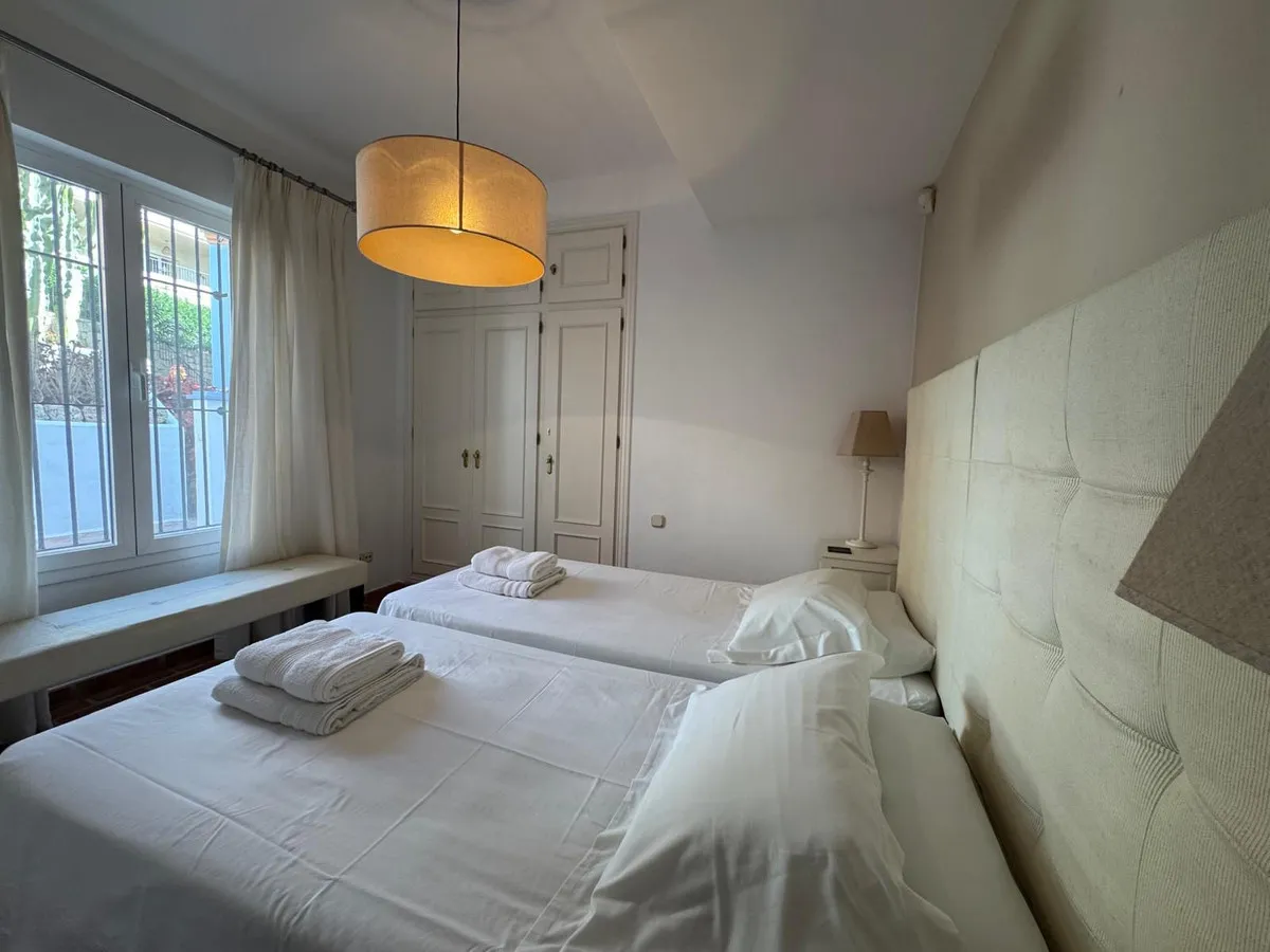 ec4e0570-b006-4800-8a3a-7d9d12626128