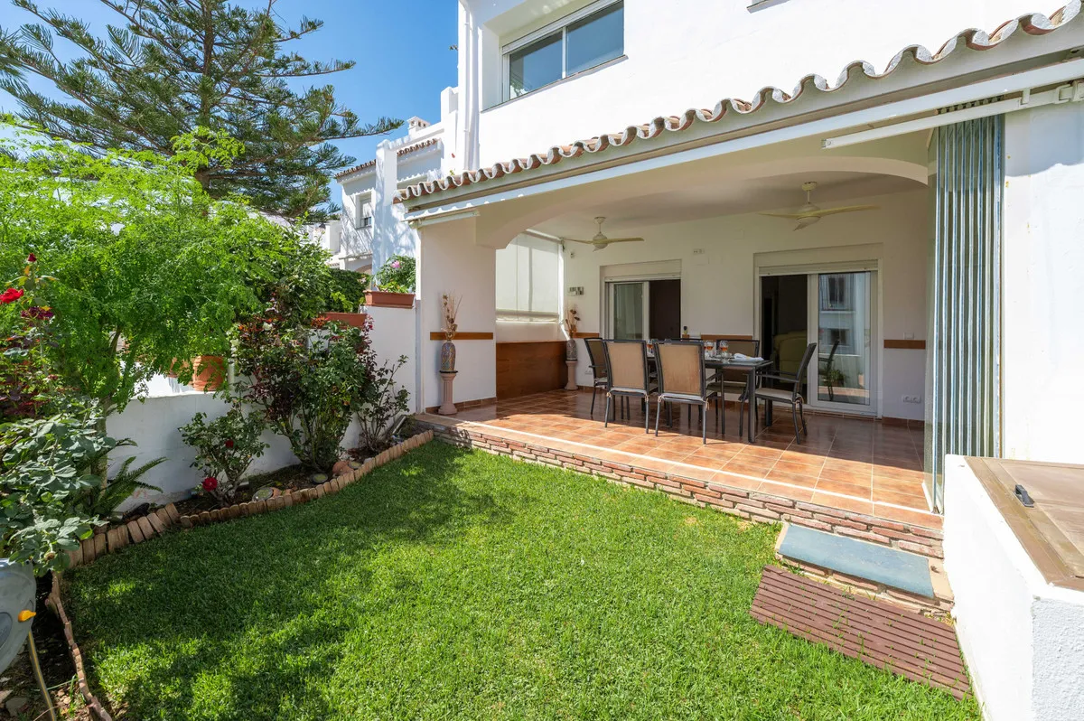 c6354656-fcd7-438d-b432-0a0def3c2fbd