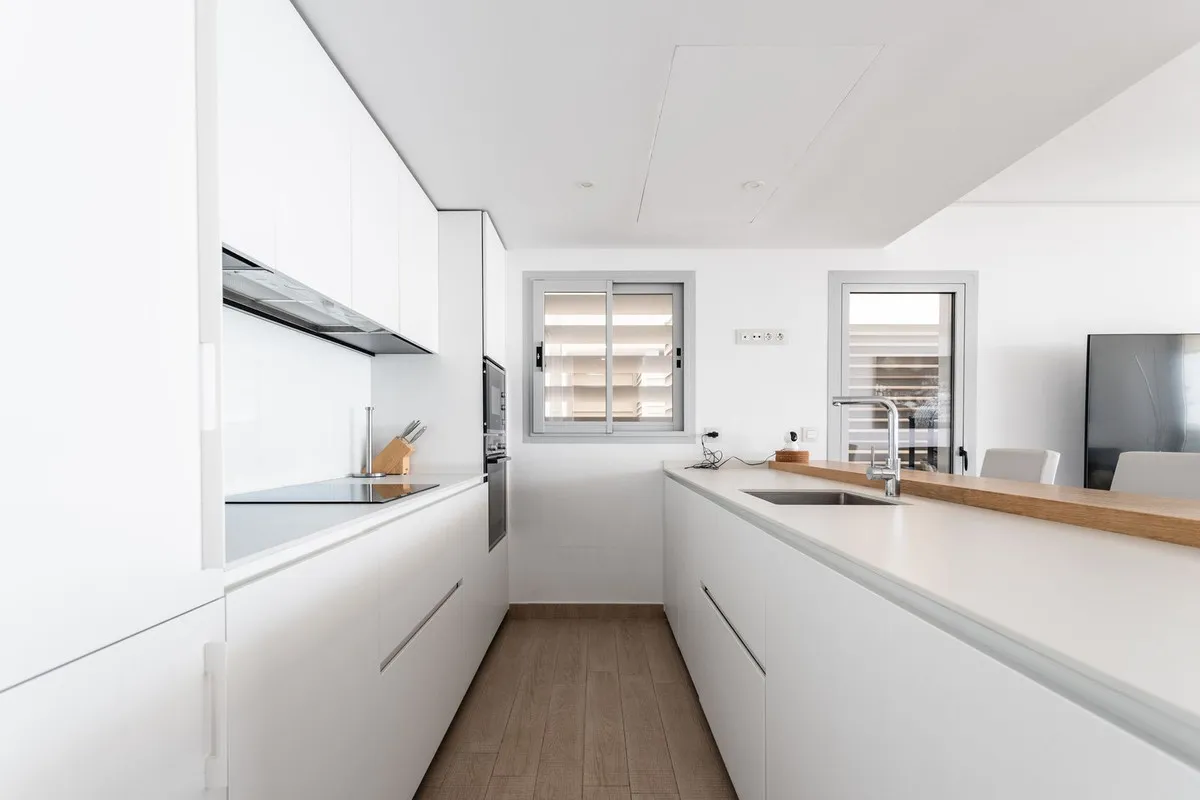 bf013457-56c7-4322-a740-087c9d6b5141