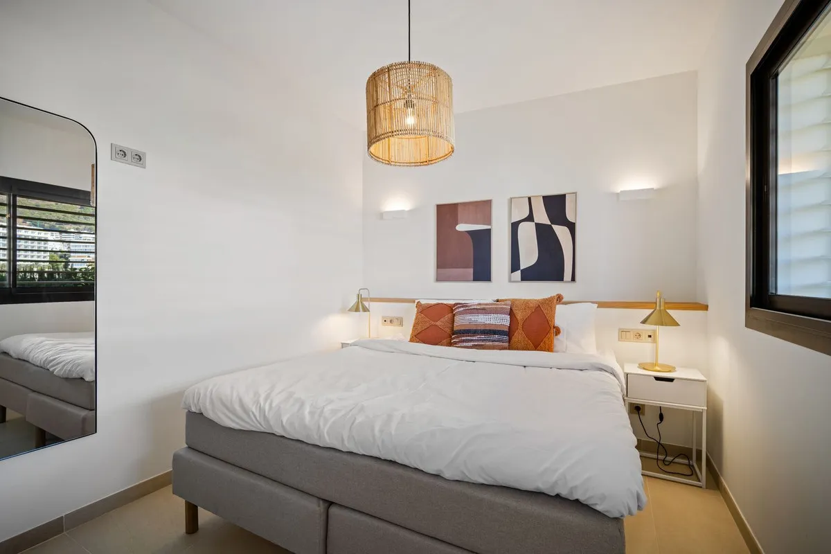 3555fe56-fd61-4642-83c3-a6430d7bae4c