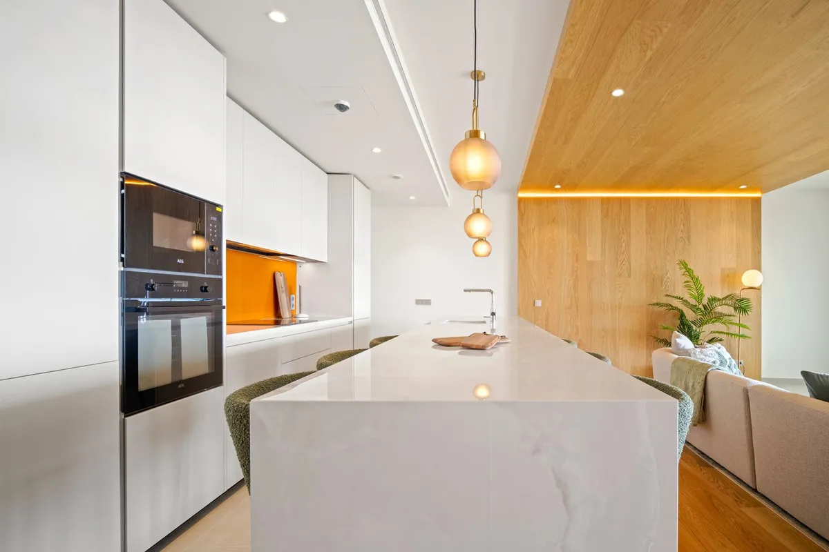 d4c00705-0621-465a-9674-5e0c2d795836