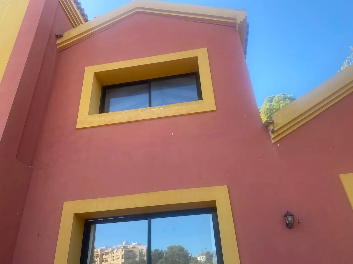 3a57359e-3268-49aa-8ffc-307fe5e97b5c