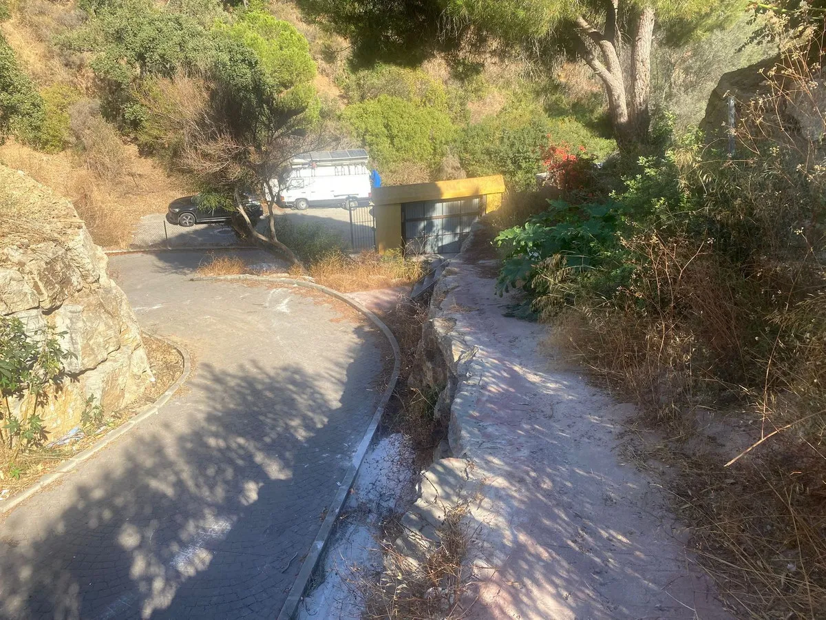 63aba6b9-716b-4dbf-bc97-a6ac2b0e0efd