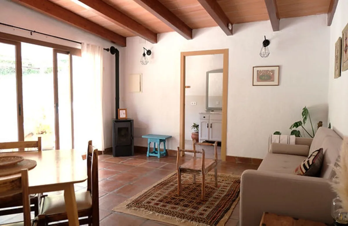 10d6b3d4-5974-4b31-8142-9938d36aec6e