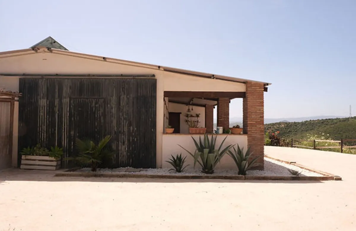 a7ae6074-ec2e-48df-9b87-662888849289